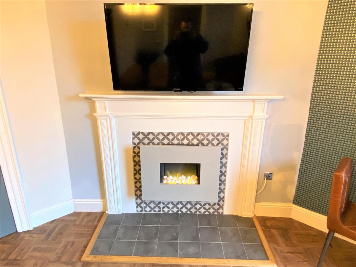 The Leeming At Claremont Apartments ليدز المظهر الخارجي الصورة